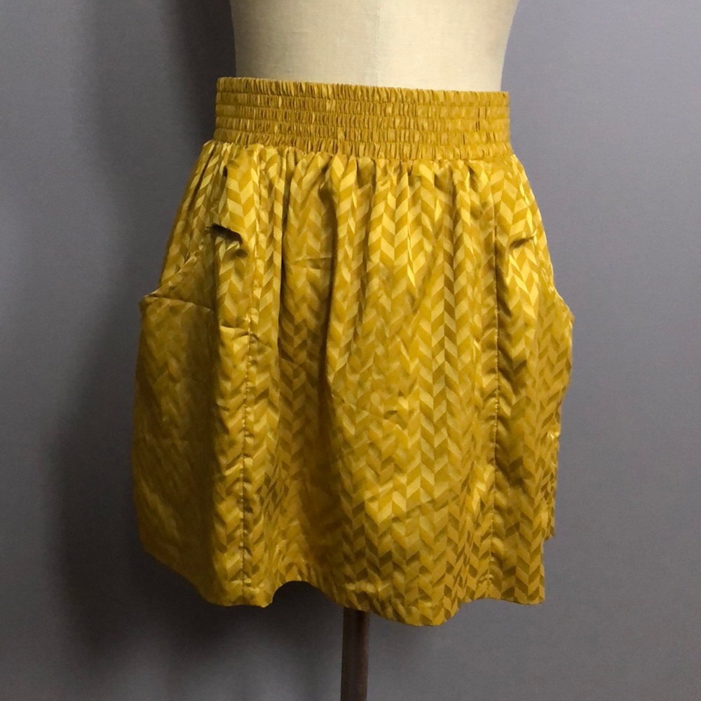 Pac Sun mustard chevron medium mini skirt